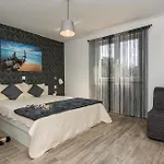 Tatil Evi Cozy In Radosinovci With Kitchen