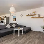 Cozy In Radosinovci With Kitchen Tatil Evi