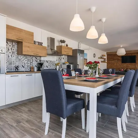 Cozy In Radosinovci With Kitchen * Drliceve Kuce