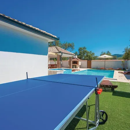 Cozy In Radosinovci With Kitchen Σπίτι διακοπών *