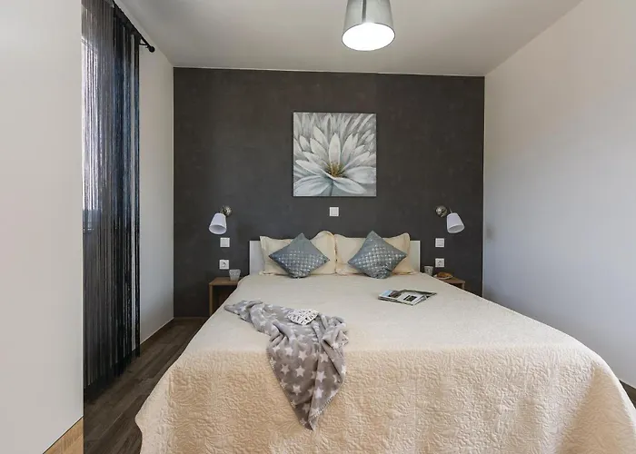 Cozy In Radosinovci With Kitchen Casa vacanze *